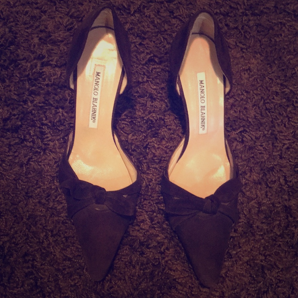 Authentic manolo blahnik dorsay pumps